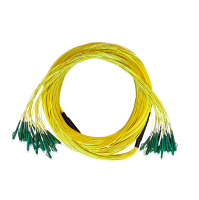 Breakout kabel, 48-voudig, SM, G657A1, LC/APC (fanout lengte 1.6m)-LC/APC (fanout lengte 1.6m), CPR Dca, geel, 27.5m
